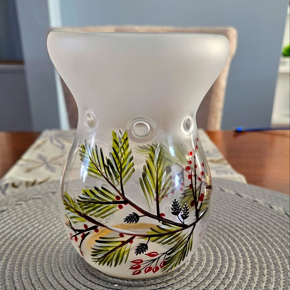 Yankee Candle Winter Sparrow Collection Frosted‎ Glass Wax Melt / Oil Burner-NWT